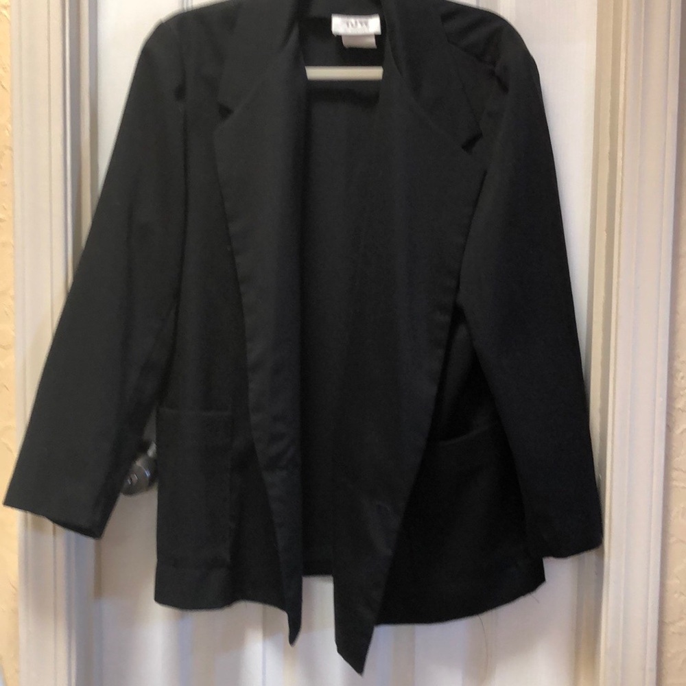 Black Suit Jacket with Lapel Collar and Relaxed Fit
